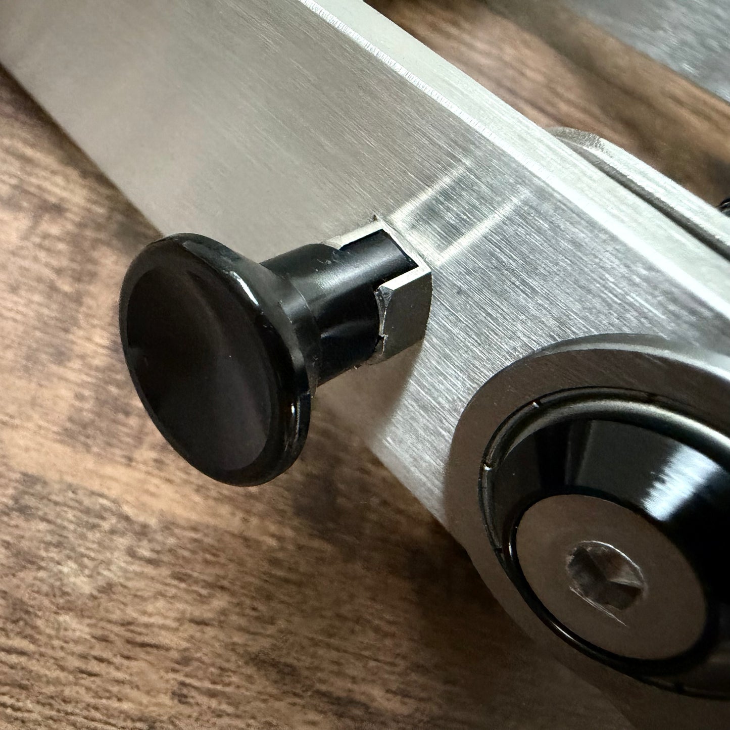 Wrist Lock Cable Grips